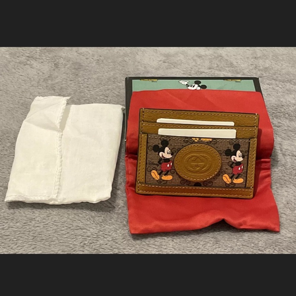 Disney X Gucci Mickey Card Holder Exclusive